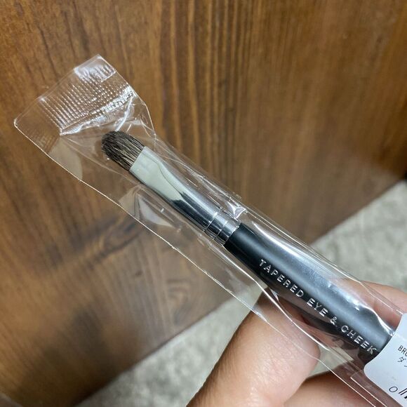 Bareminerals Bare Escentuals Double Ended Tapered Eye & Cheek Brush #51561 - Picture 2 of 4